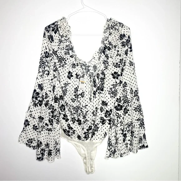 Free People NWT One On One Date Bodysuit in Ivory Black and White Long Sleeve - Picture 5 of 13